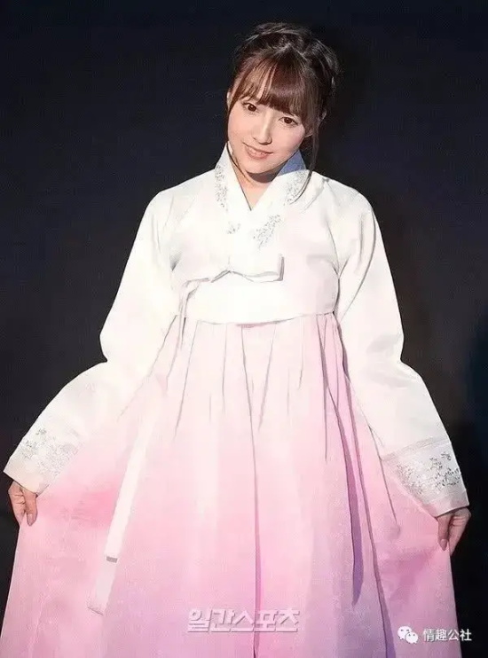 岛国女星三上悠亚美图分享，女团风韵不减当年！