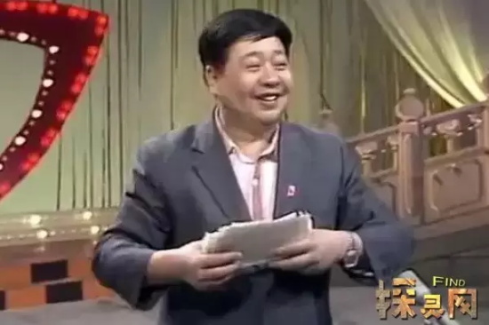 相声演员冯巩的师傅是谁（）