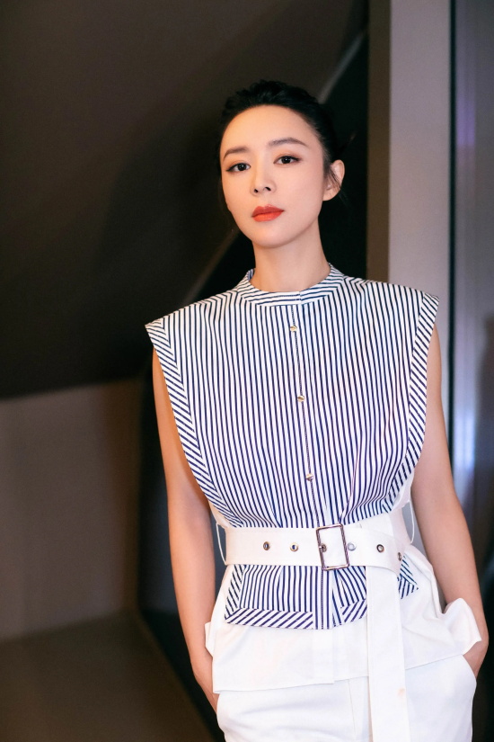 张静初恬淡优雅高清写真合集