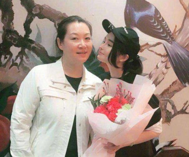 盘点赵本山马丽娟的婚史 赵本山与马丽娟有过几段婚姻