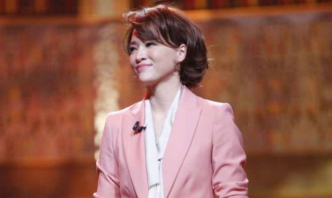 董卿丈夫的前妻金晶现状如何 董卿的老公究竟是谁