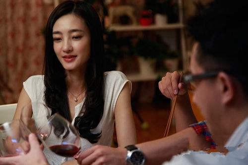 生气了女朋友怎么才能哄好