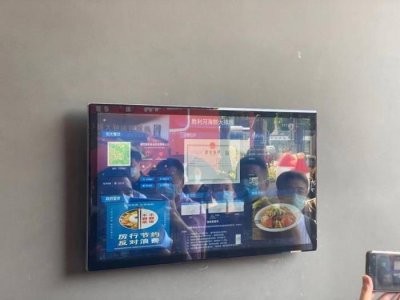 ​以胜利河美食街为样板，浙江已建成31个特色阳光餐饮街区，三年内要建200个