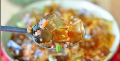 ​青岛美食介绍之海凉粉做法！