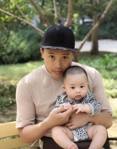 ​还记得《好声音》里的金润吉吗，在韩国选秀拿了冠军？