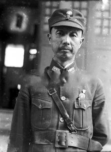 ​瓷器工人出身的国军军长，同红军作战六年多，建国后为何受优待