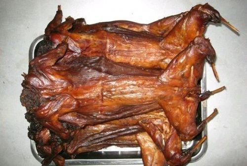 广东人说，猫肉这样做细嫩甜口堪比兔肉，喵喵这么可爱怎么能吃它