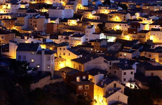 远离城市，几百年来维持最自然的样子，欧洲不得不去的15个小镇！