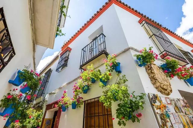 远离城市，几百年来维持最自然的样子，欧洲不得不去的15个小镇！