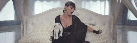 让女人欲罢不能的性感内衣, 到底有多撩人?