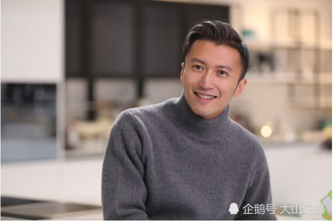 陈伟霆素颜,朱正廷素颜,终于知道小鲜肉浓妆出镜的原因了