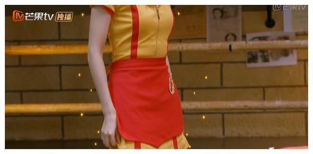 《明星大侦探3》王鸥共四个造型,前三个都超美最后一个却辣眼睛