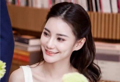 ​汪小菲妻子Mandy回应比大s好看：咱们不提别人