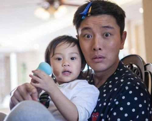 贾乃亮的女儿才叫逆生长,越长越好看,气质出众堪比“整容”