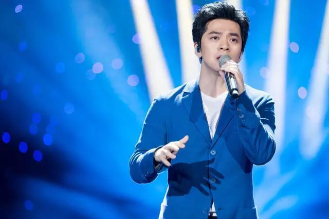 她是清华女博士,因长得好看星探3次登门,拒绝进圈却嫁歌手为妻