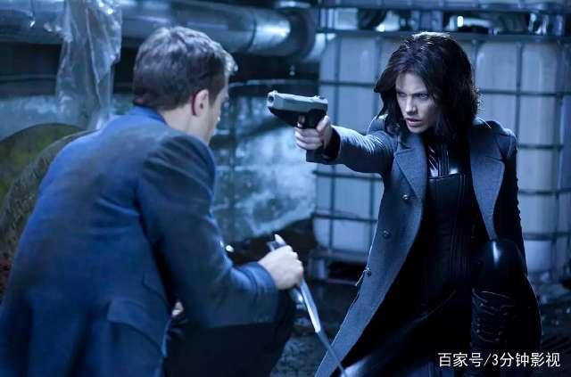 她性感优雅、智商152,从牛津学霸到票房女王,成为动作女巨星