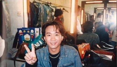 ​2002年,在黄家驹之后,他的女友叶世荣在浴缸里溺水身亡