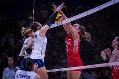 ​泰国女排被逆转无缘四强！亚洲3球队悉数出局，阿耶查拉蓬21分
