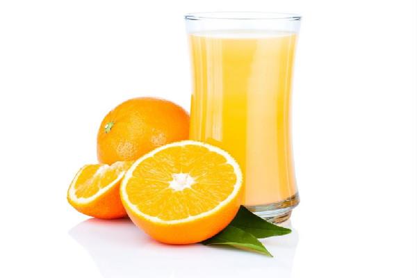 橙汁要放多少水 橙汁加水还有营养吗