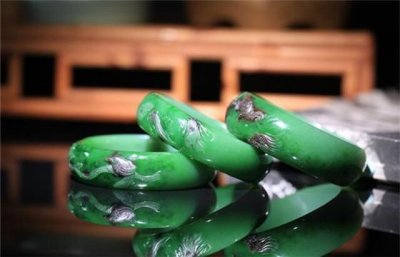 ​你应该了解那些知识-和田玉品种之俄罗斯碧玉