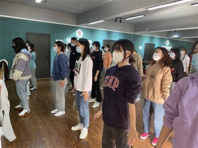 ​Party Train派对火车—舞动爱莲工坊