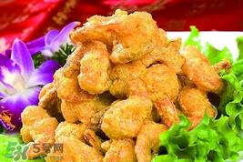 咸鸭蛋和虾能一起吃吗？咸蛋黄焗虾怎么做？