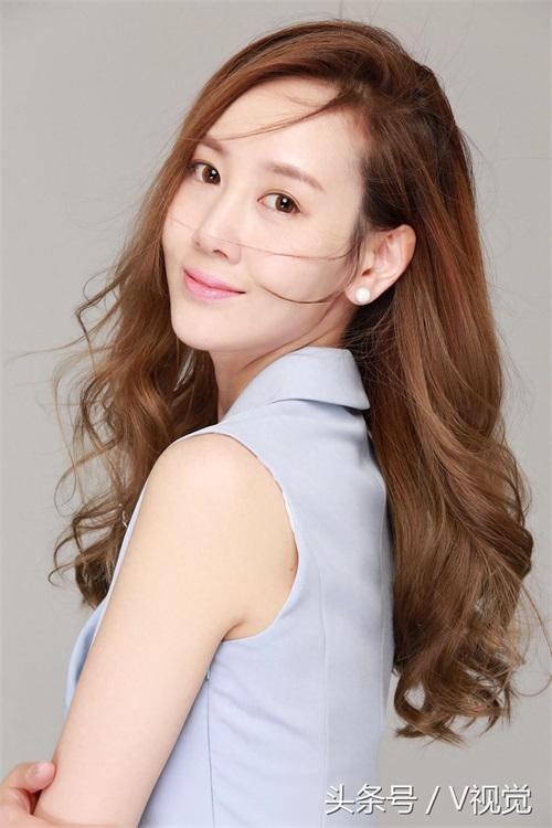 徐立、许馨文、唐瑞宏、龙英瑞等主演《一吻不定情》