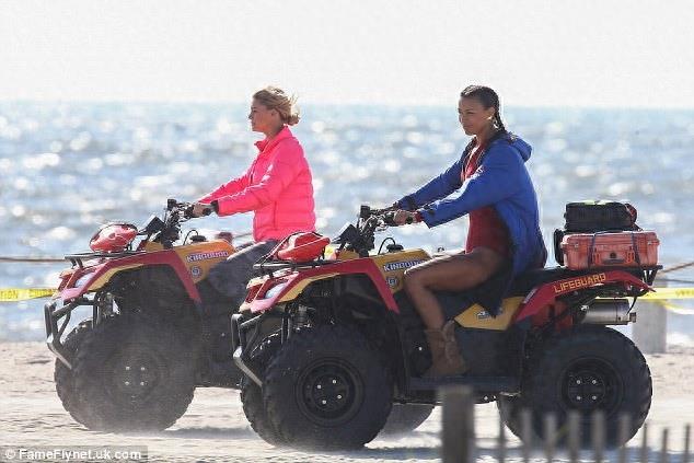 《海岸救生队》拍摄精彩剧透，让你大饱眼福