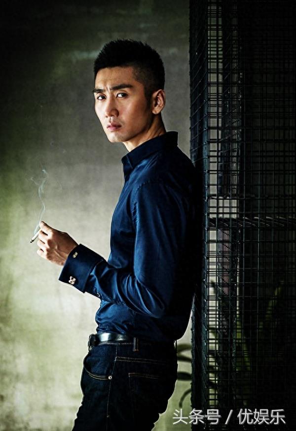 还记得《我是特种兵》的森林狼吗？龙套7年终成名，今儿子超可爱