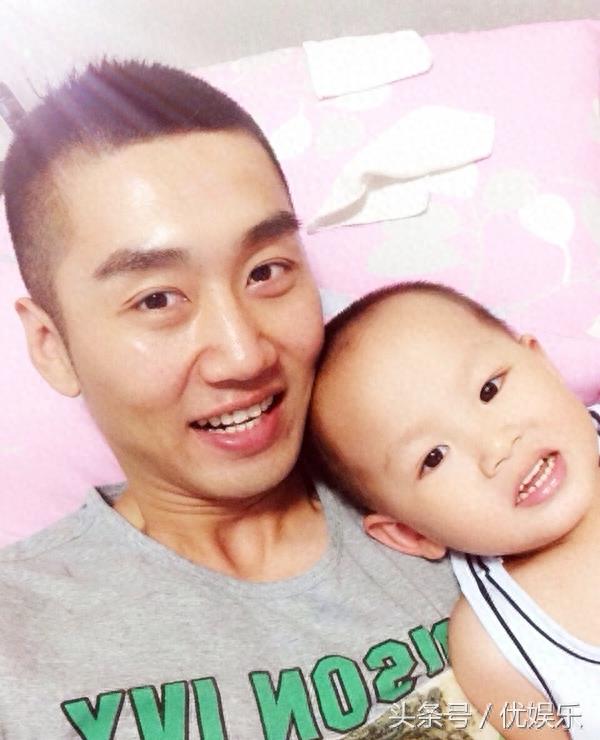 还记得《我是特种兵》的森林狼吗？龙套7年终成名，今儿子超可爱