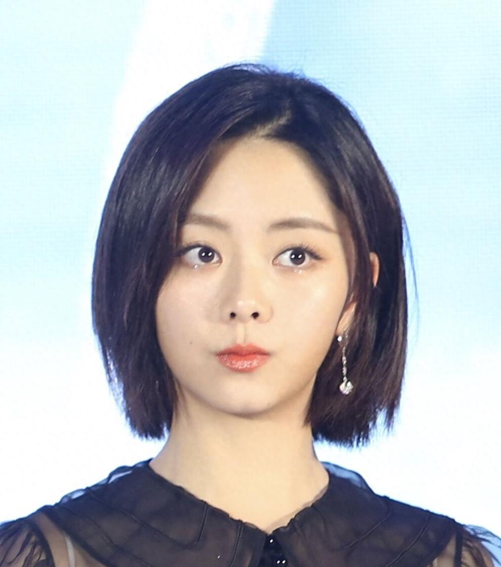 谭松韵的短发造型，可爱甜美非常减龄