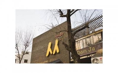 ​哺乳期家庭暴力离婚能够要求赔偿吗