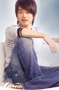 ​张栋梁：曾经的消失与如今的复出，个人资料大揭秘