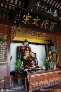 ​韩愈所作《鳄鱼文》附译文（韩愈给鳄鱼的一封信，劝鳄鱼搬家）