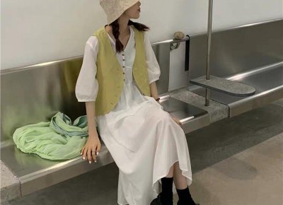 ​暗恋你的男生吃醋最明显表现(观察技巧)