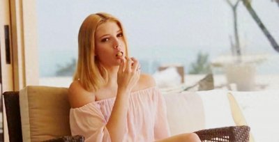 ​出道即巅峰的暗黑界女神：莱纳·安德森