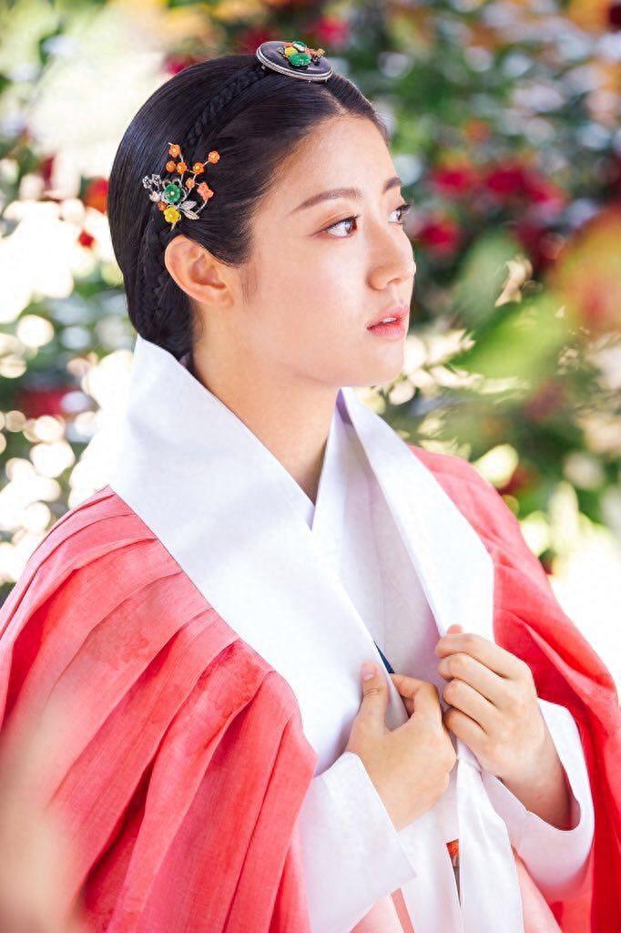 组图：童星出道，韩国女演员南志铉