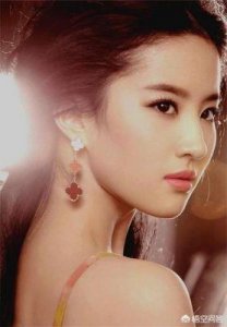 ​1.中国娱乐圈十大第一美女，你认识她们的代表作品吗？