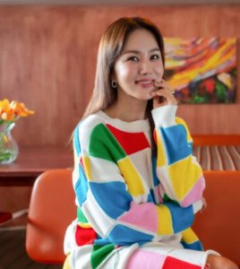 ​＂百变天后＂严正花的娱乐圈血泪史