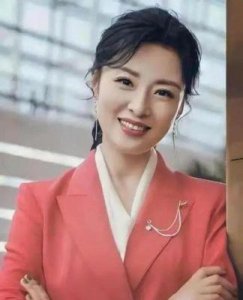 ​周涛离婚后闪婚富豪路云，男方身家高达20亿