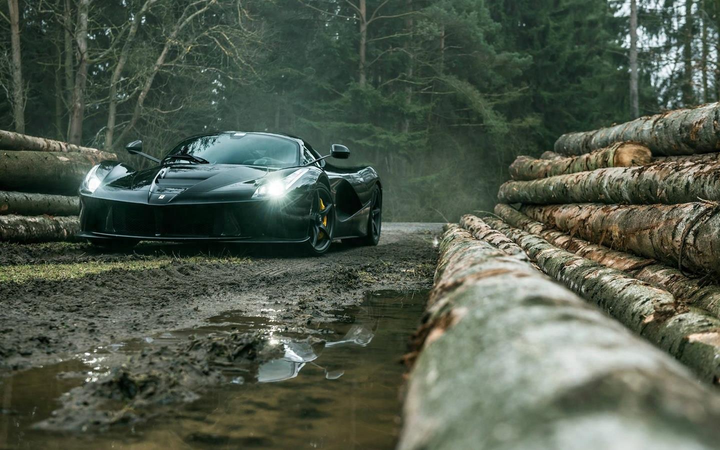 汽车图集：新法拉利拉法laferrari超级跑车