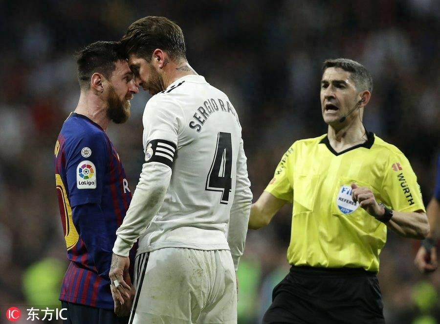 梅西罕见暴怒！和拉莫斯怼脸青筋暴起 起身指着对方鼻子