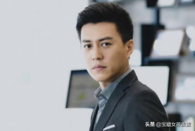 ​《突围》还在热播，靳东又一部爱情剧官宣，看清女主更加期待