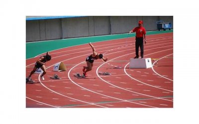 ​唐嫣真人秀，唐嫣参加某真人秀扮成清洁工扫大街