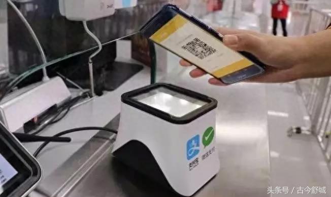 合肥轨道交通2号线正式通车运营 多项全国第一亮相地铁现场