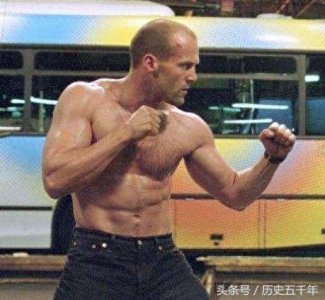 ​直击打不死的硬汉杰森·斯坦森的美人缘，但也有让他惧怕的瞬间