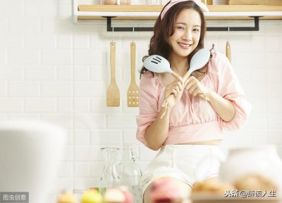 ​“我负责赚钱养家，你负责貌美如花”是让女人不幸的毒鸡汤