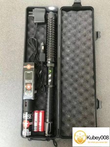 ​图文欣赏黑鹰X10强光手电筒 伸缩电棍豪华套装 带喷雾可车载防身