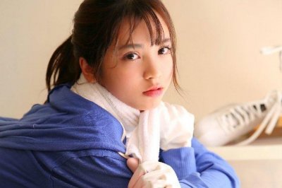 ​水灵大眼妹子萝莉私房清纯文艺唯美美腿