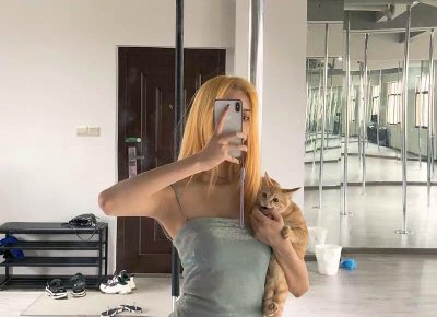 ​方脸适合什么刘海，方脸女生适合的发型